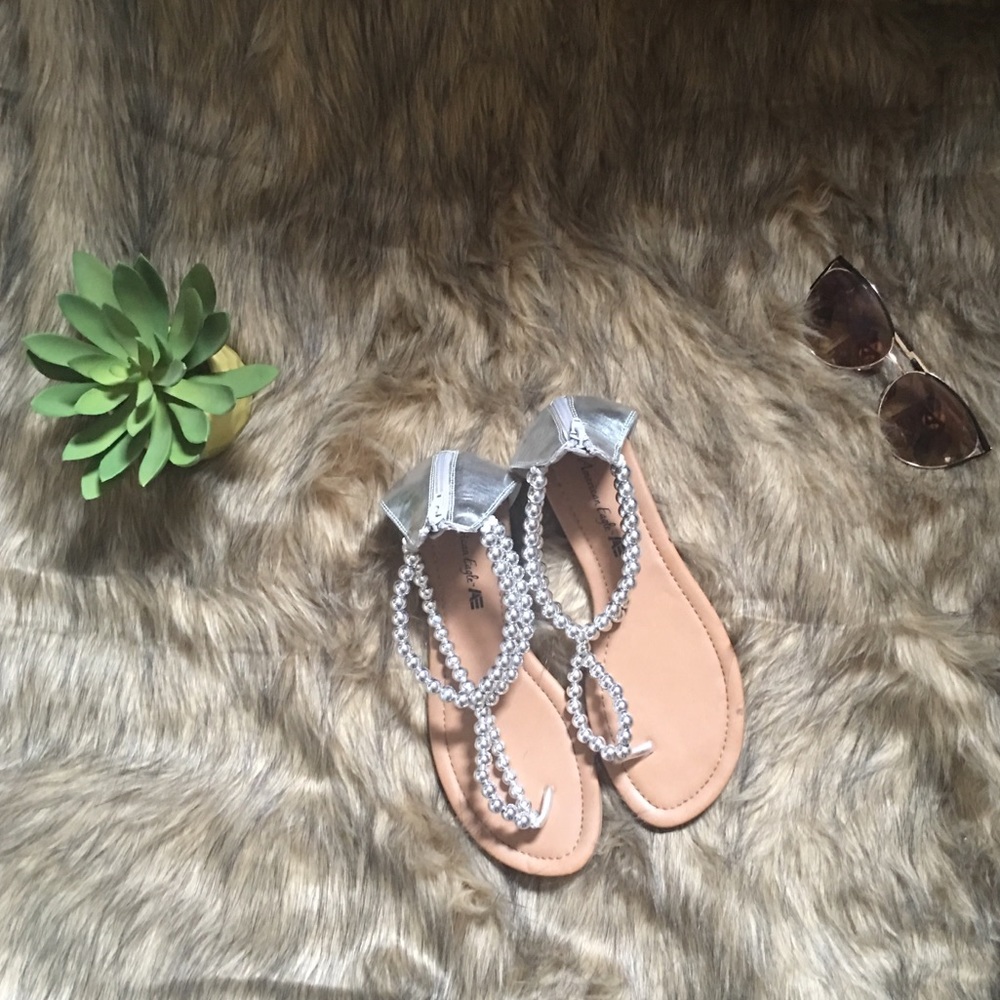 American Eagle sandles